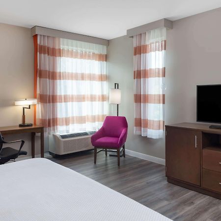 La Quinta By Wyndham Greensboro Airport High Point Exteriör bild